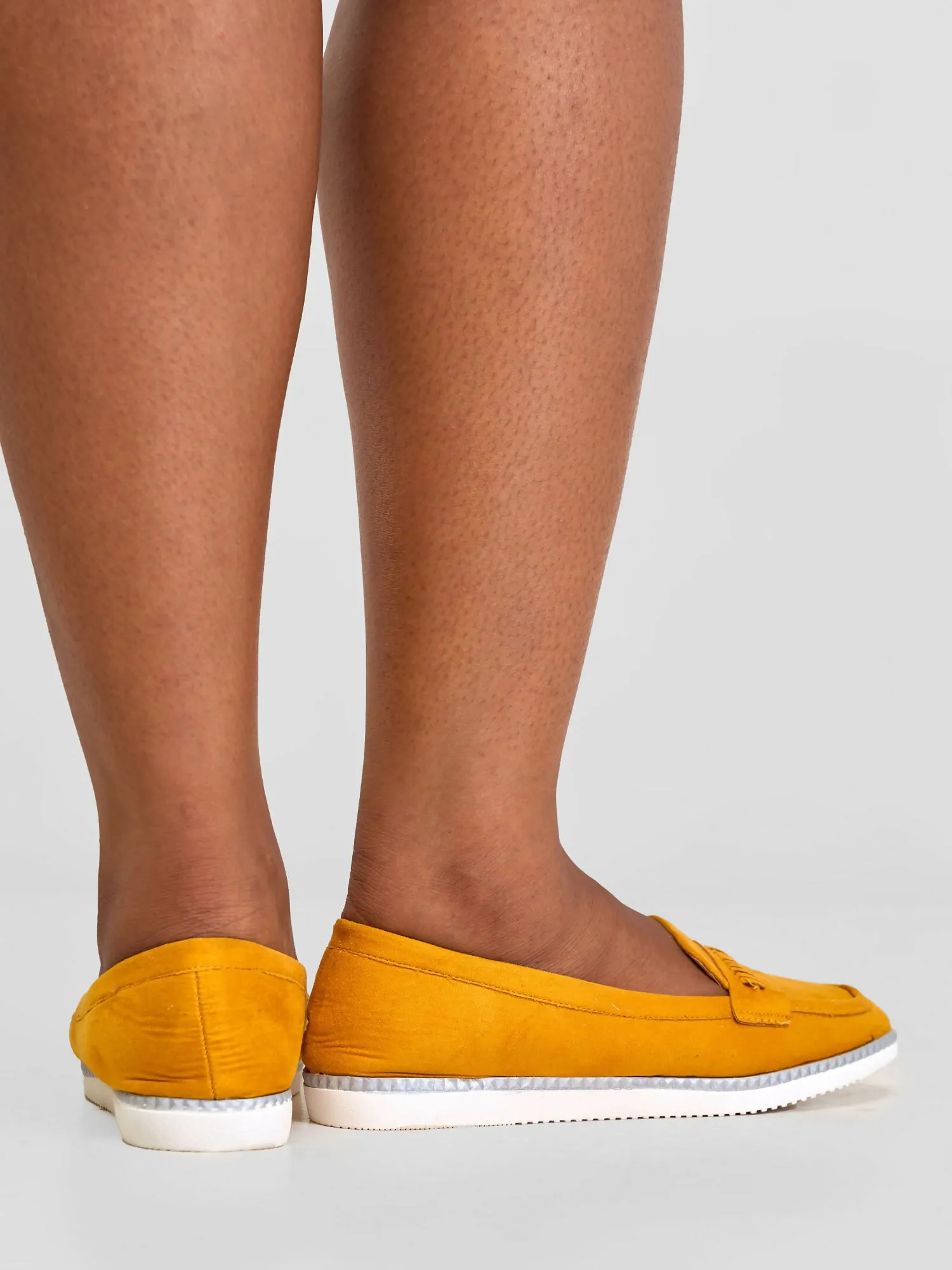 Be Unique Timeless Chain Loafers - Mustard